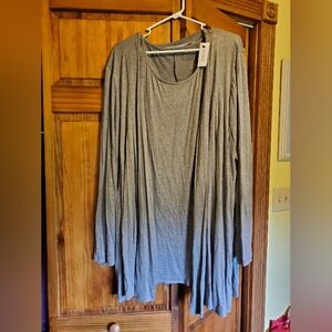 NWT Size 22/24 Lane Bryant Fit and Flare long sleeve open front shirt and tank